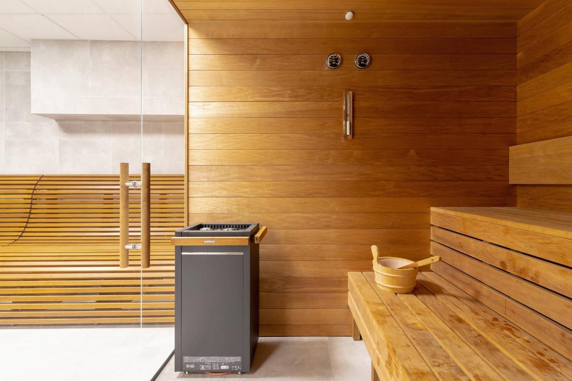 Modern With Air Conditioning In Downtown By Renters * Krakau
